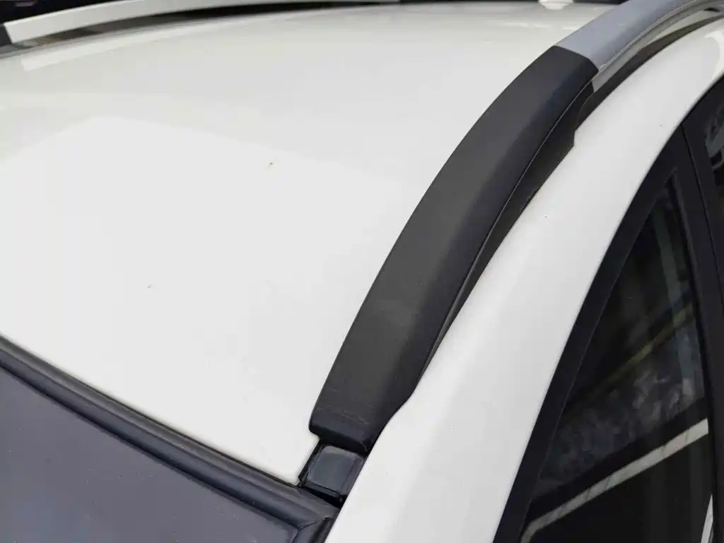 Фото 6 - Baojun 560