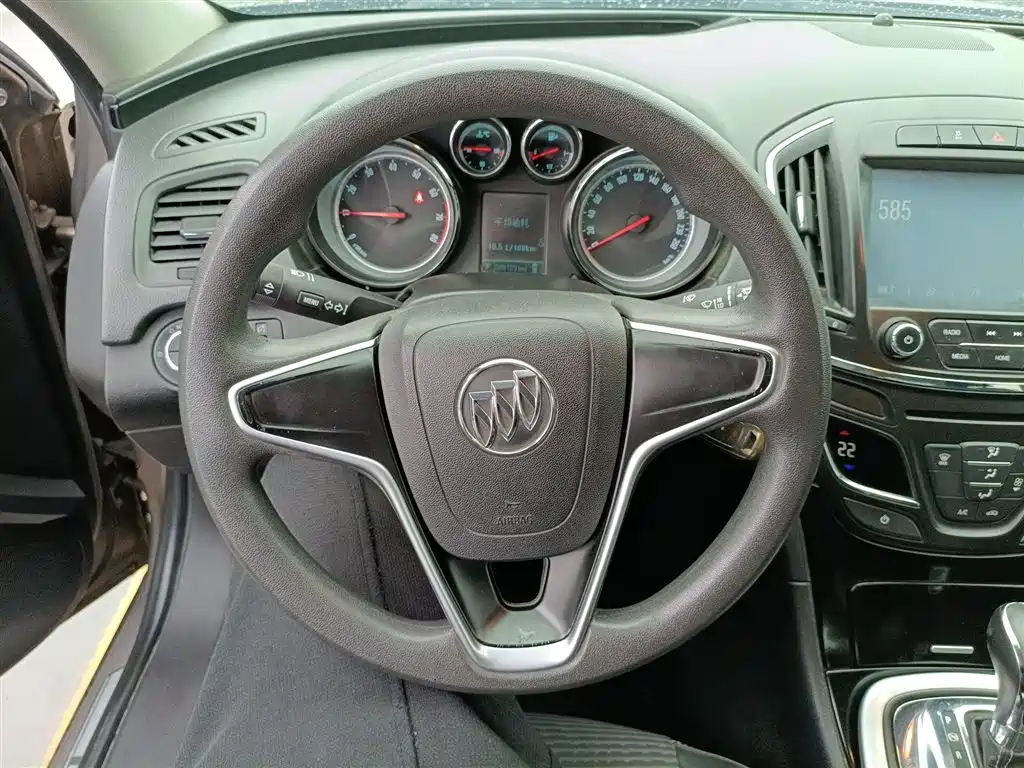 Buick Regal 2015 1.6T Leading Tech Edition фото 11