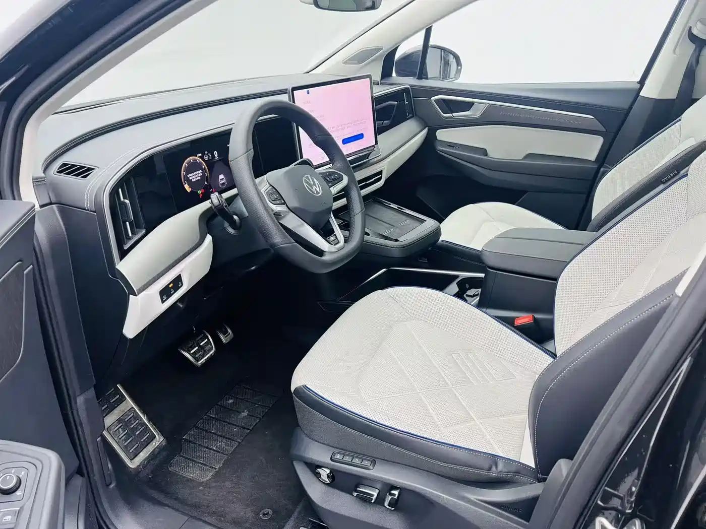 Volkswagen Talagon 2025 450TSI R-Line 6-Seater фото 4