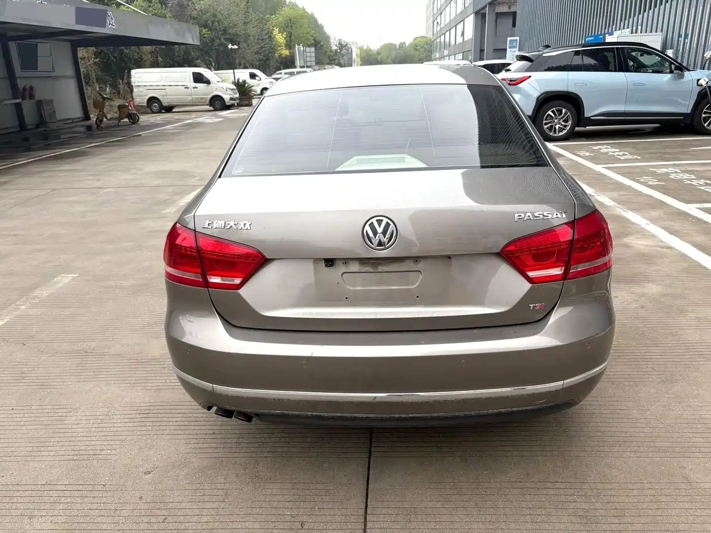 Volkswagen Passat 2013 1.8TSI DSG Zunrong фото 9