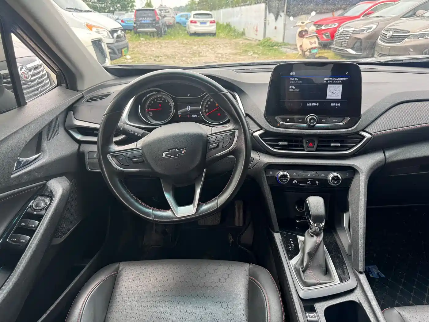 Chevrolet Volando 2020 Mild Hybrid Redline 530T Automatic Premium Edition (5+2 seater) фото 5