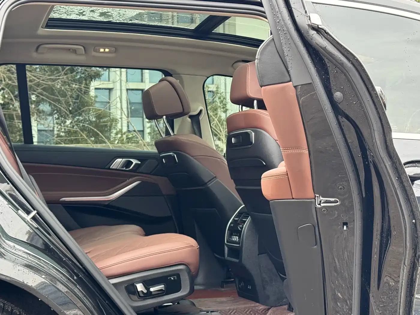 BMW X7 2023 xDrive40i Leading Luxury Package фото 16