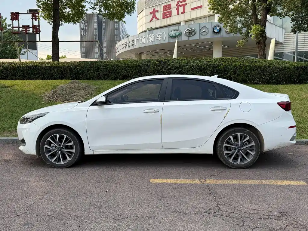 Kia K3 2023 2021 1.5L CVT Youth Edition