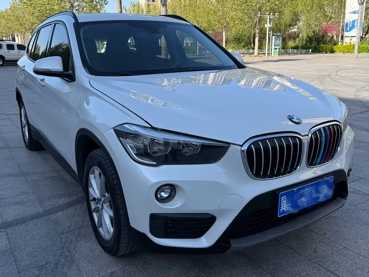 BMW X1 2018 sDrive18Li Fashion Model фото 7