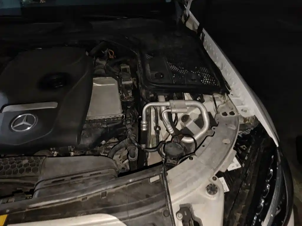 Mercedes-Benz C-Class 2015 2015 Facelift C 200 L Sport
