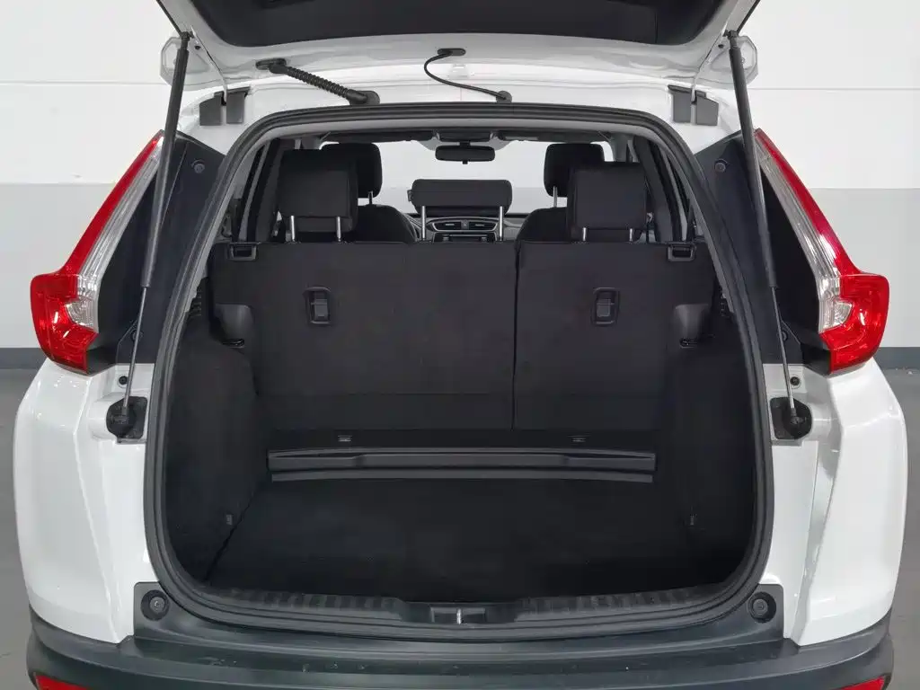 Фото 16 - Honda CR-V