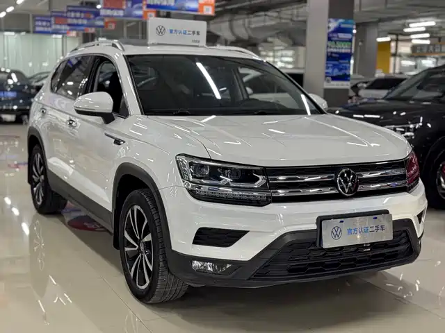 Volkswagen Tharu 2022 280TSI FWD Luxury Edition — фото 3