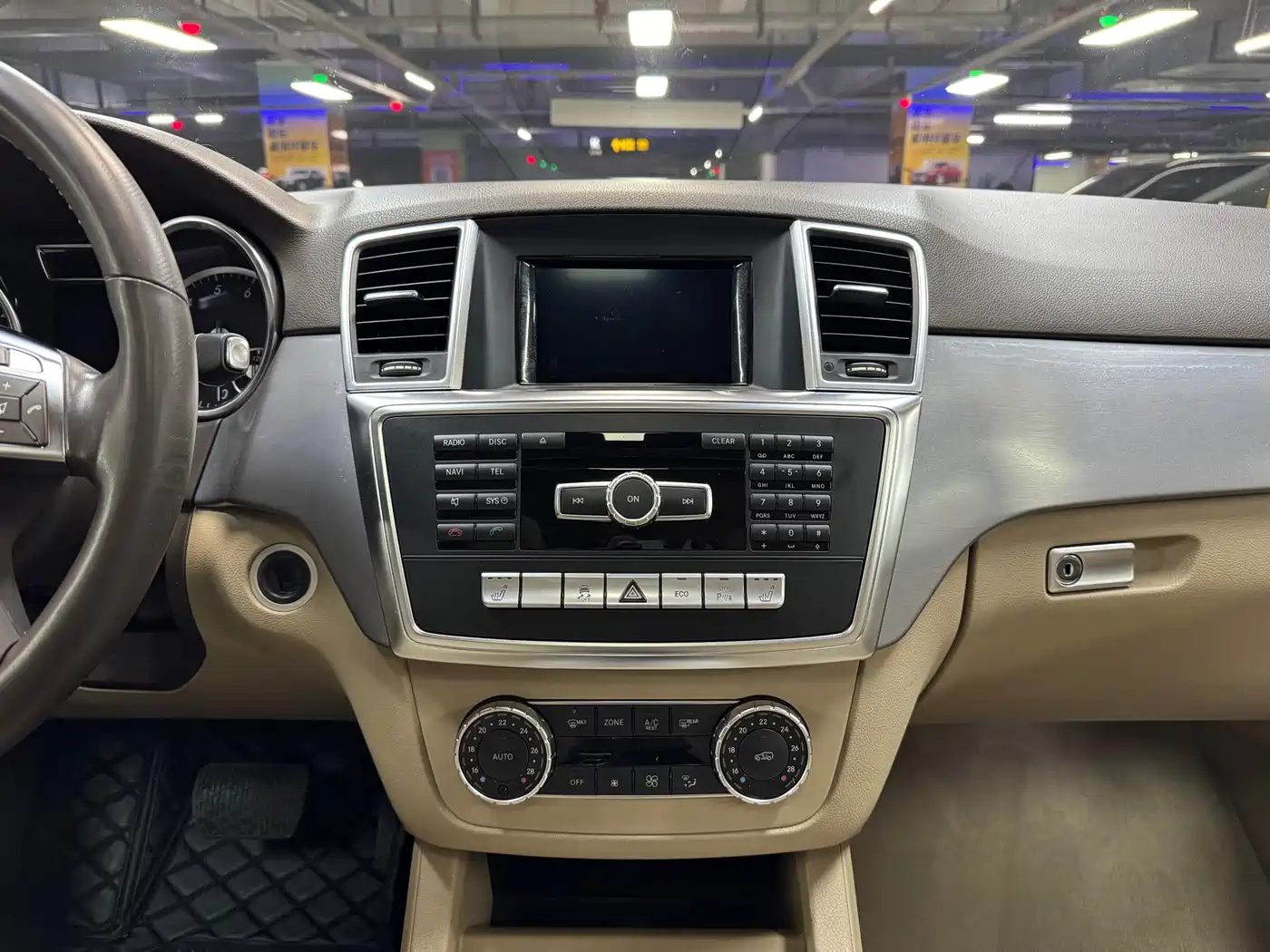 Mercedes-Benz M-Class 2015 ML 320 4MATIC фото 19