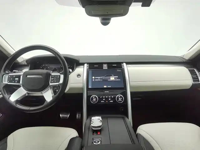 Land Rover Discovery 2023 Facelift 360PS R-Dynamic SE — фото 5