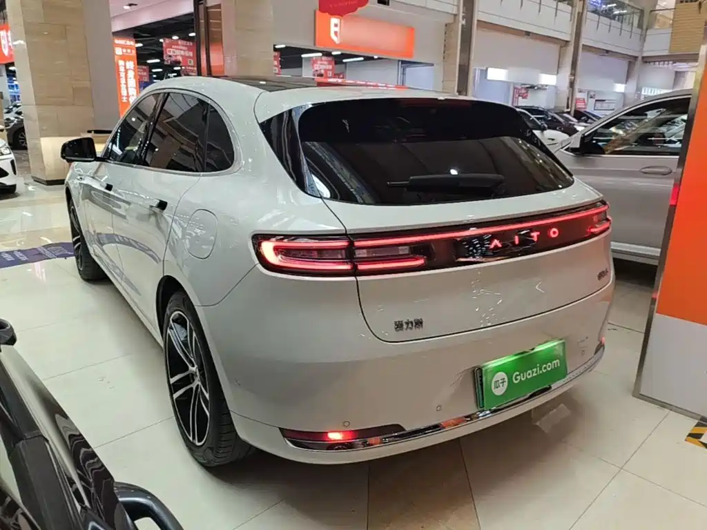AITO Wenjie AITO M5 2025 2025 Extended Range Ultra AWD