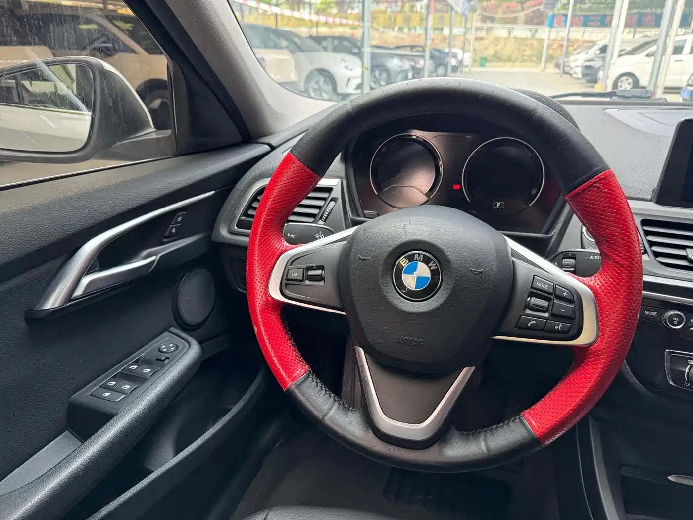 BMW 1 Series 2019 118i Fashion Edition фото 5