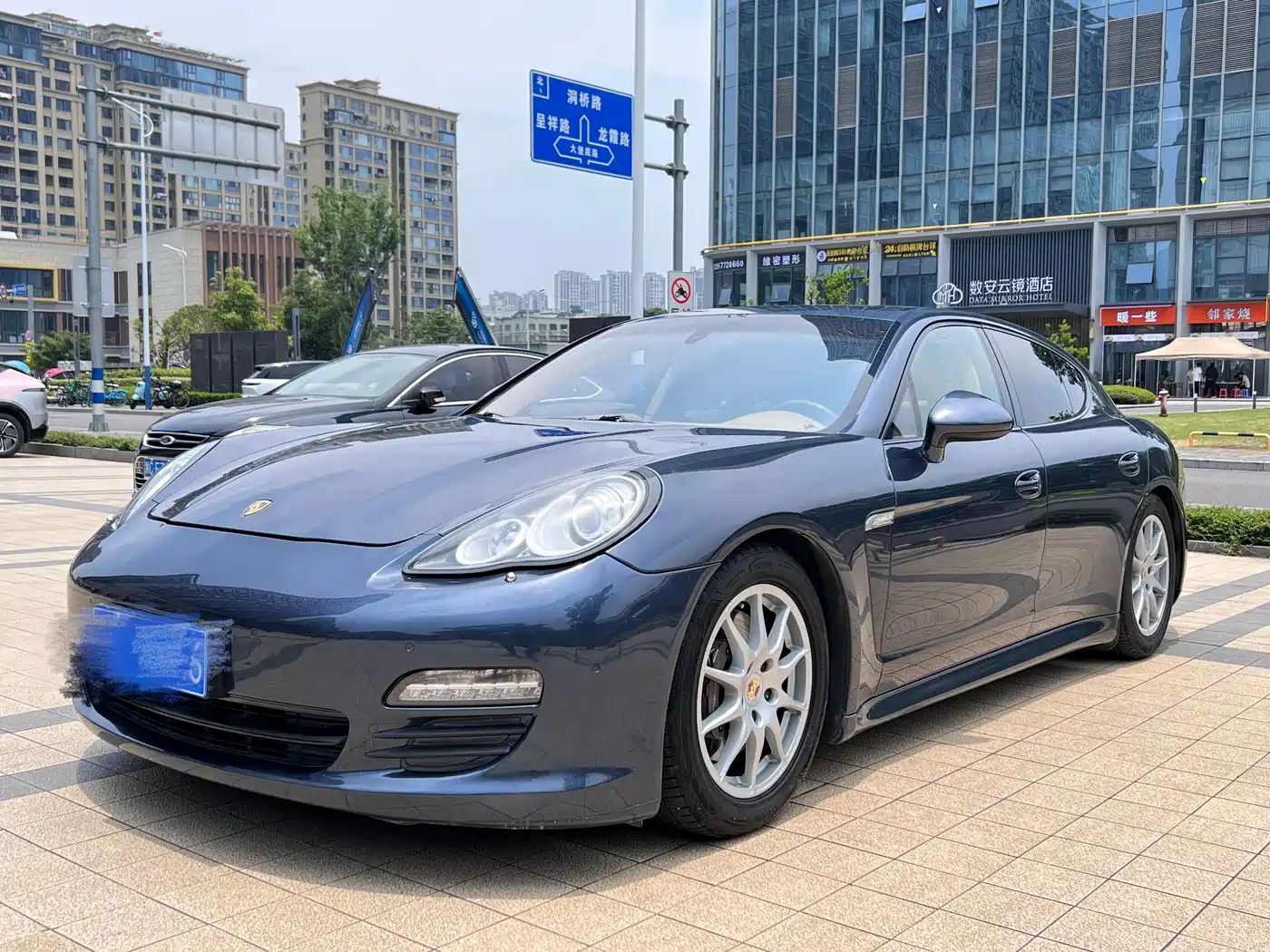 Porsche Panamera 2011 2010 Panamera 3.6L