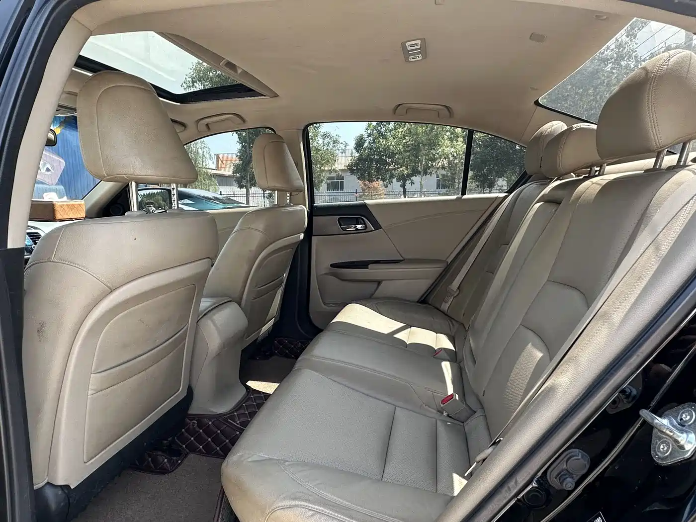 Фото 5 - Honda Accord