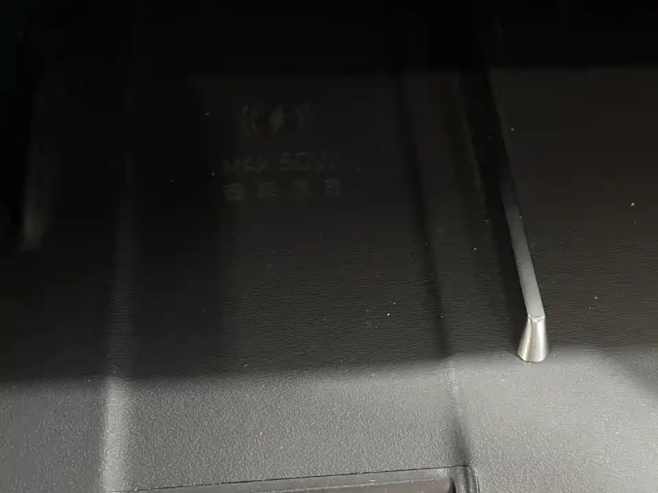 Geely Galaxy Galaxy A7 2025 EM-i 150km Explorer+ Edition фото 24