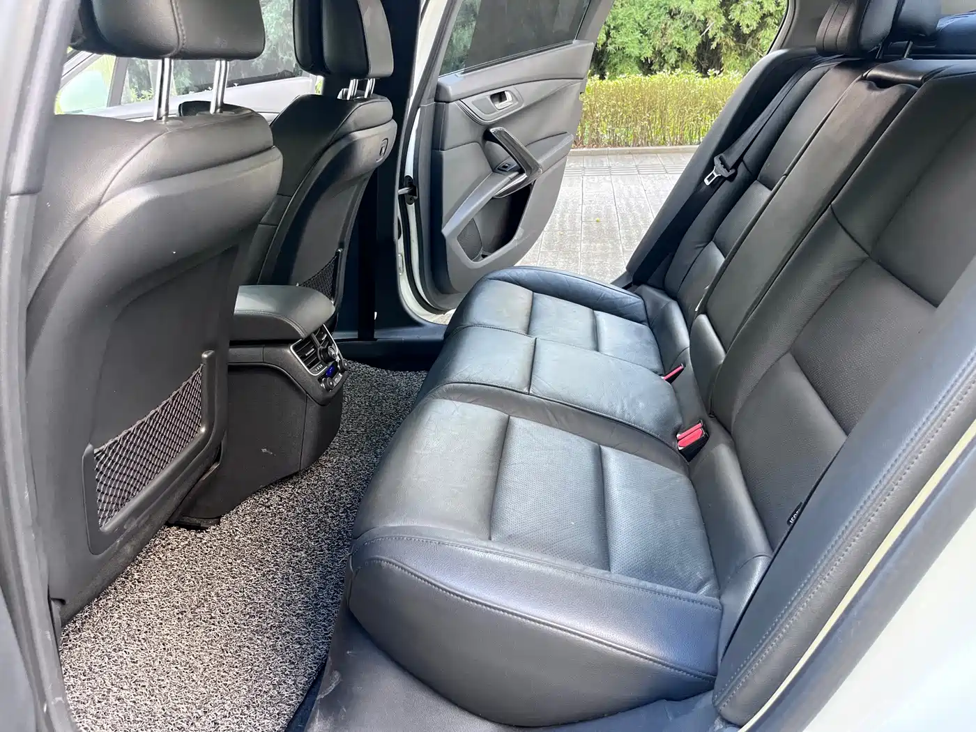 Peugeot 508 2012 2012 2.3L Roland Garros Edition