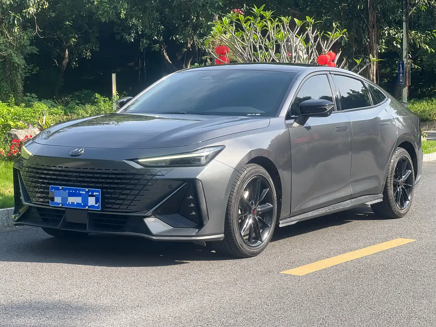 CHANGAN UNI-V