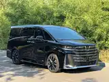 Фото 3 - Toyota Vellfire