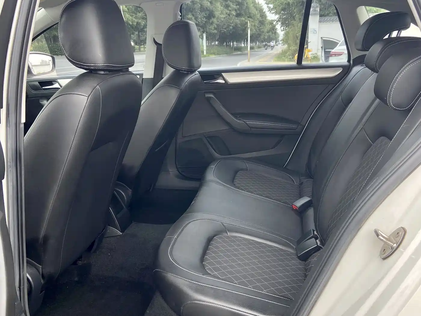 Škoda Skoda Rapid Spaceback 2019 Facelift 1.5L Automatic Comfort Version China VI фото 5