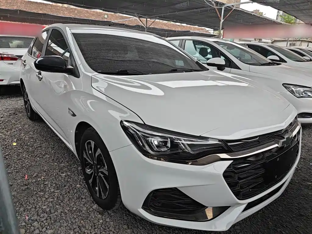 Chevrolet Monza 2019 RS 330T Auto Smooth Edition China VI фото 4