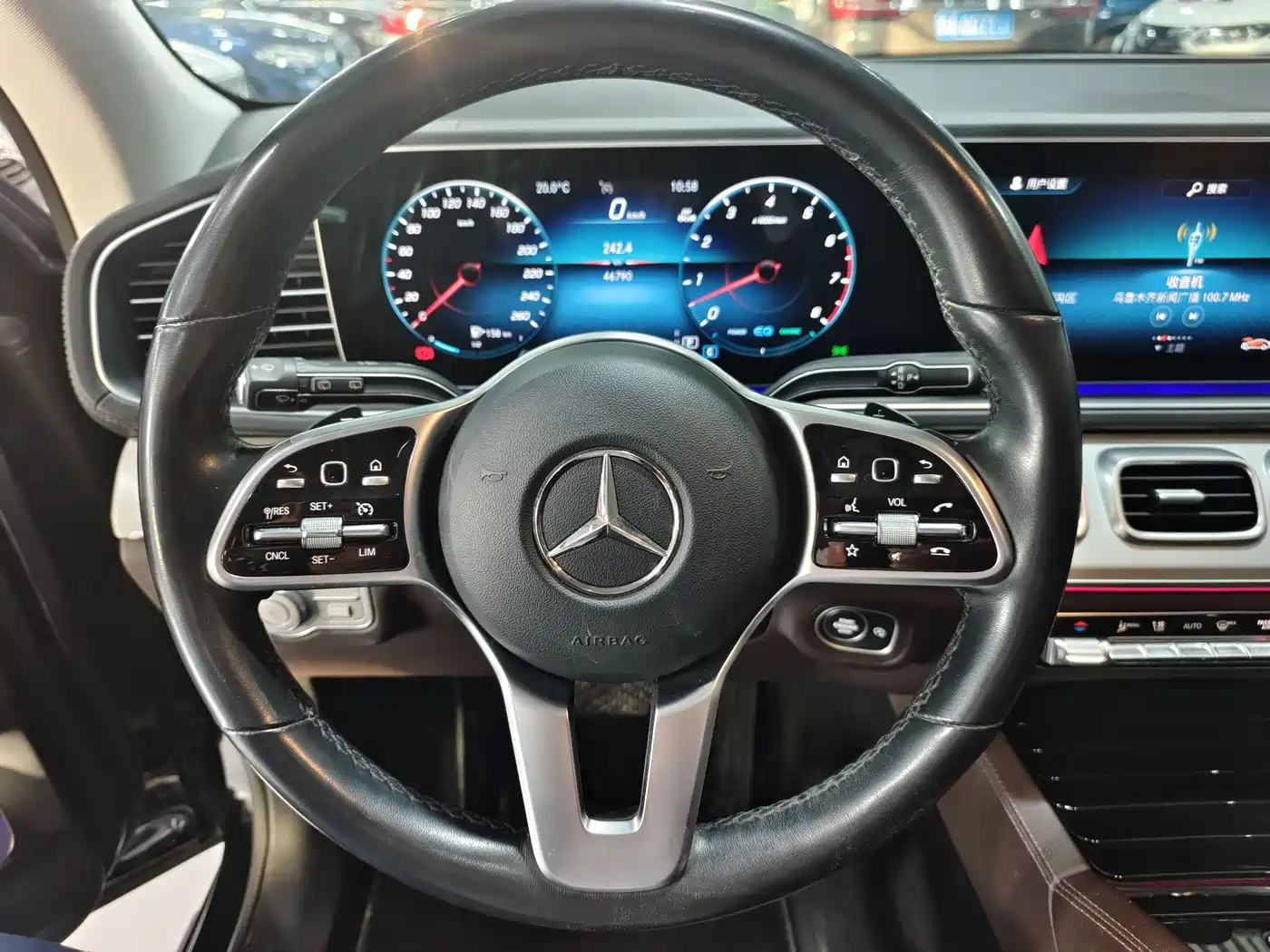 Mercedes-Benz GLE 2023 GLE 450 4MATIC Fashion фото 10