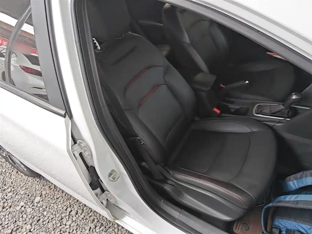 Chevrolet Monza 2019 RS 330T Auto Smooth Edition China VI фото 25