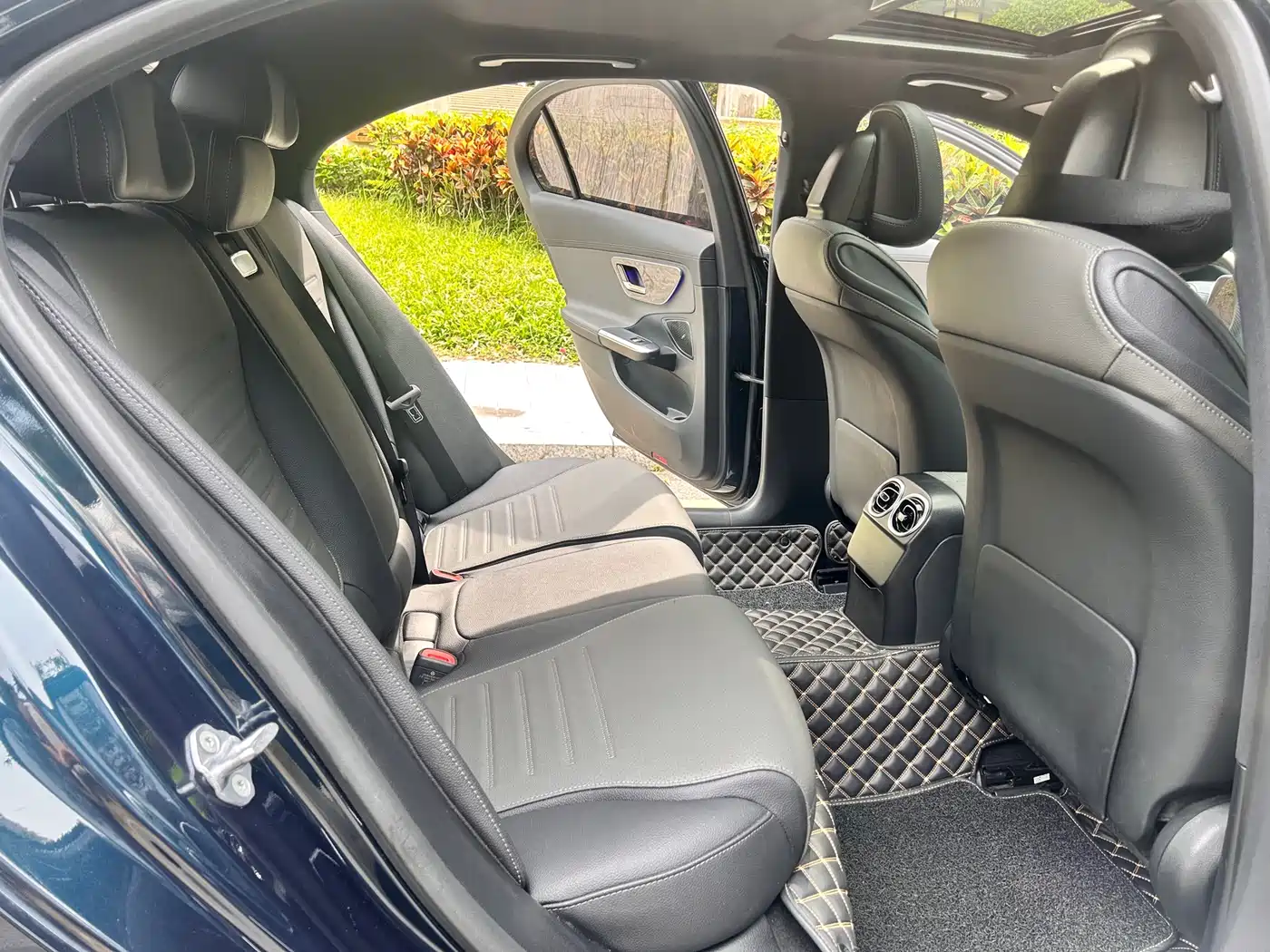 Mercedes-Benz C-Class 2023 C 200 L Sport фото 20