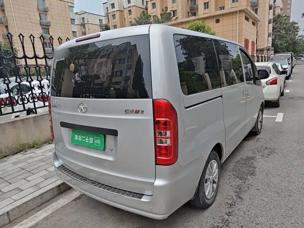 JAC Refine M3 2018 2018 IKEA Edition 1.6L Luxury