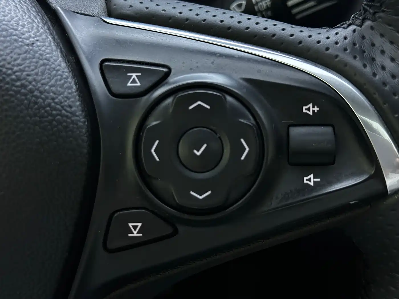 Buick Envision Plus 2019 28T AWD Elite Model China VI фото 22