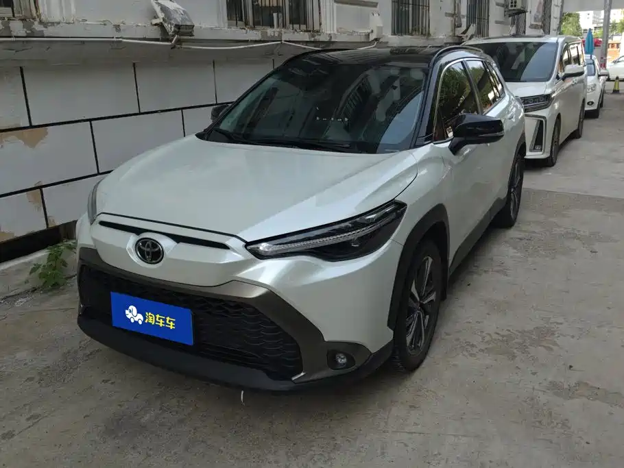 Toyota Frontlander 2022 2022 2.0L CVT Luxury PLUS Edition