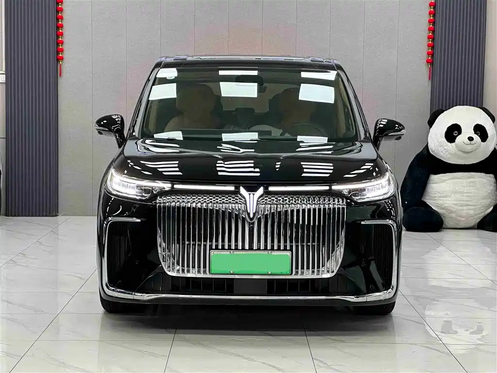 Voyah Auto Voyah Dreamer 2025 PHEV AWD Excellent Kunpeng Edition фото 2