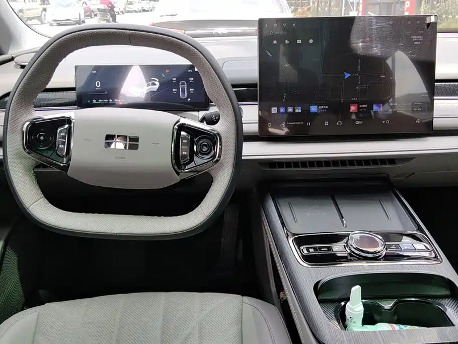 Geely Galaxy Galaxy Xingyao 8 2026 2025 130km EM-i Premium Edition