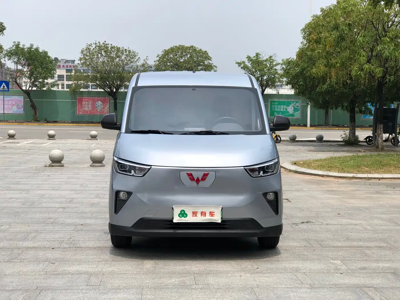 Wuling Motors Wuling Yangguang 2025 2024 300km Practical Sealed Window Edition 75kW