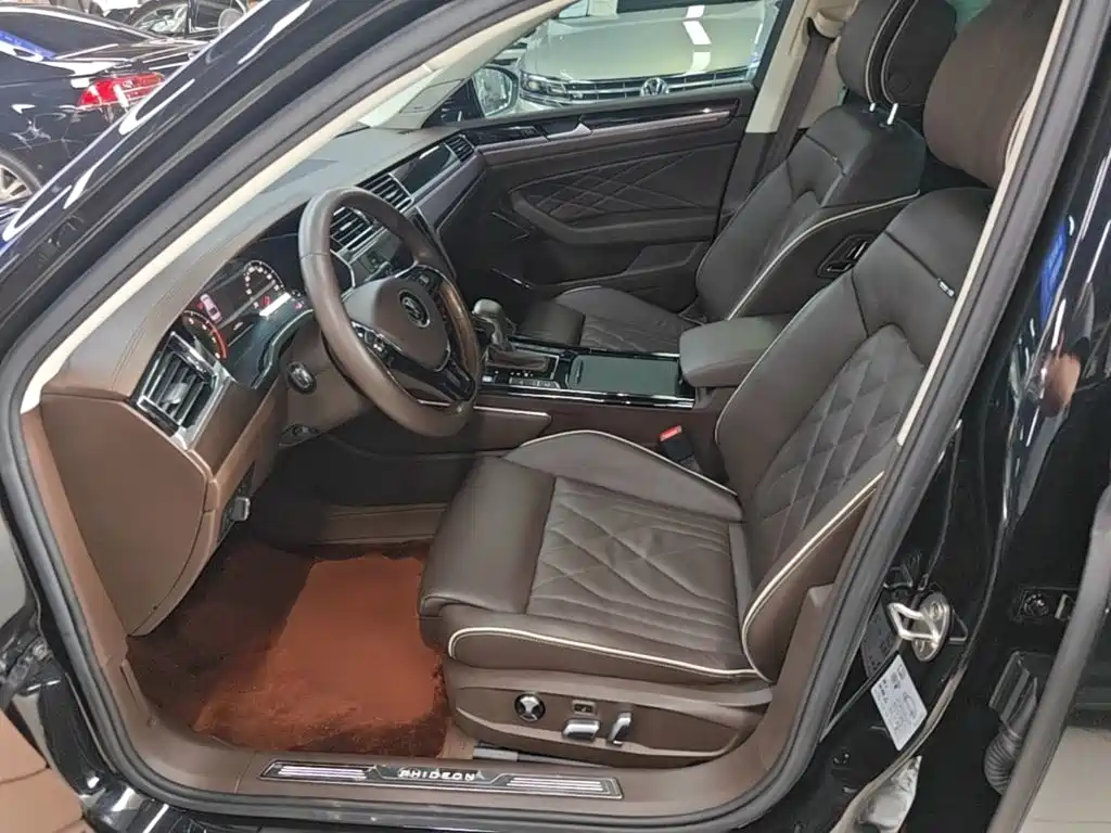 Volkswagen Phideon 2023 2021 380TSI Premium Edition