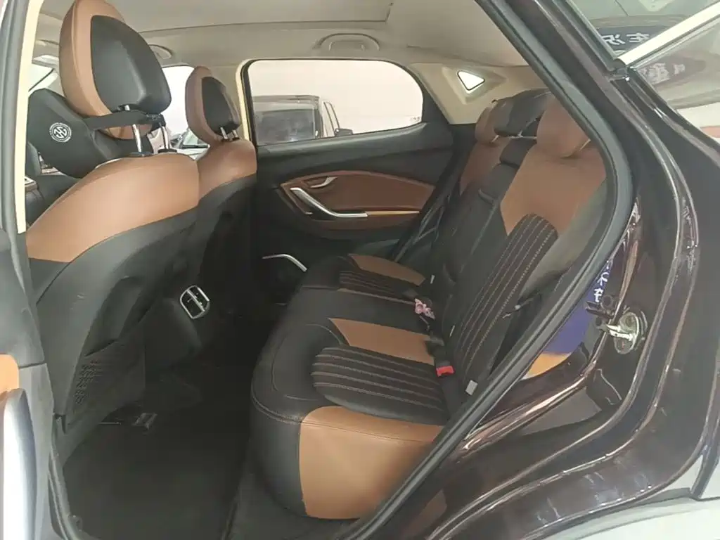 Soueast DX7 2017 2017 1.5T Automatic Luxury