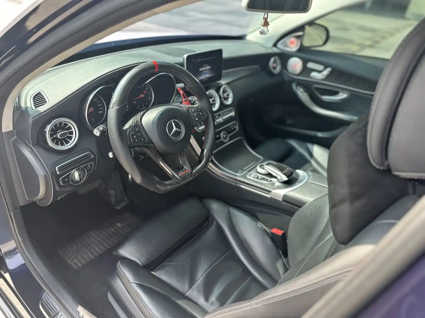 Mercedes-Benz C-Class 2018 C 200 L Sport Edition фото 8