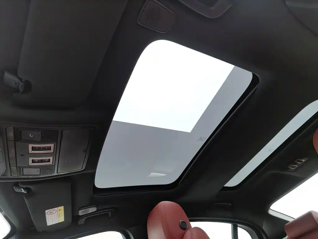 Jaguar XEL, миниатюра 14