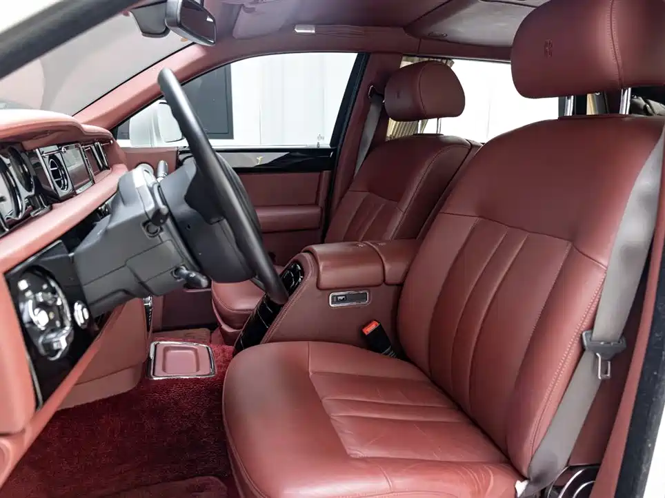 Rolls-Royce Phantom 2016 2013 6.7L Extended Wheelbase (EWB)