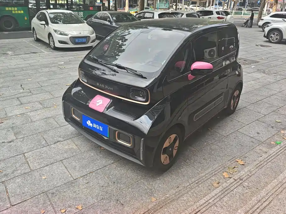 Baojun KiWi EV 2022 2022 Artist Lite Edition LFP
