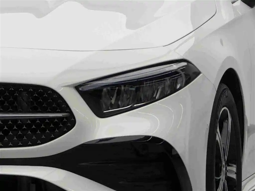 Фото 3 - Mercedes-Benz A-Class