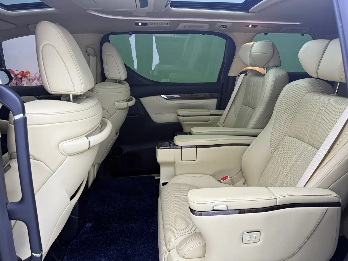 Toyota Vellfire 2023 Crown Hybrid 2.5L HV Premium фото 13