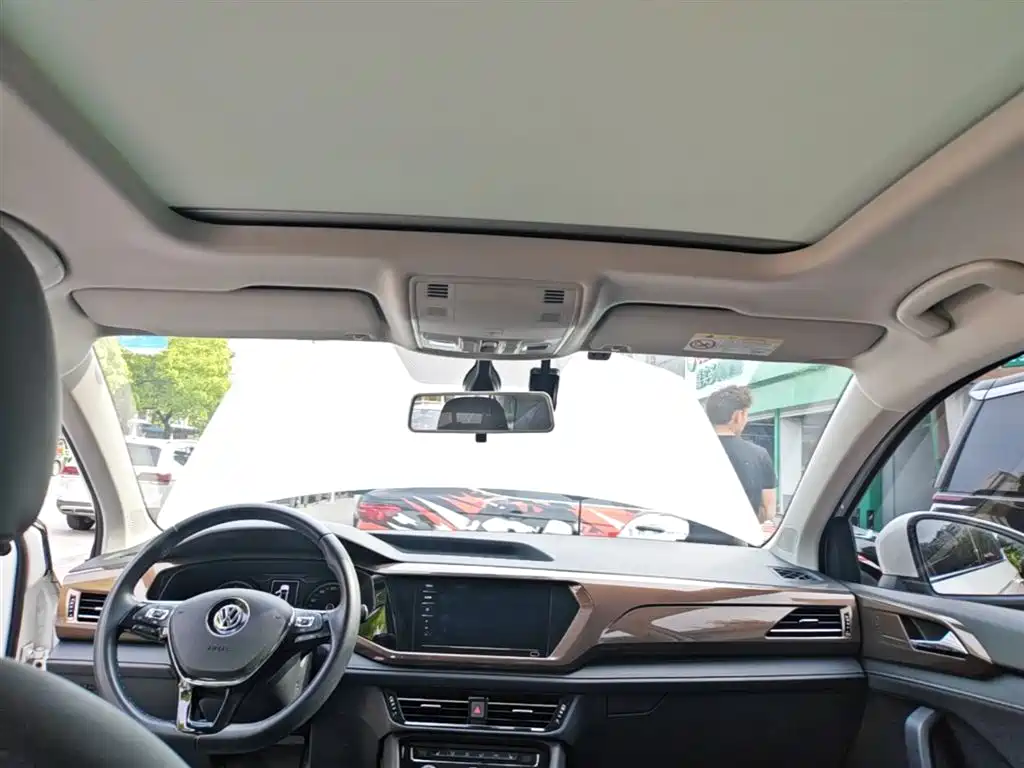 Volkswagen Tharu 2020 330TSI 4WD Luxury Edition China VI фото 18