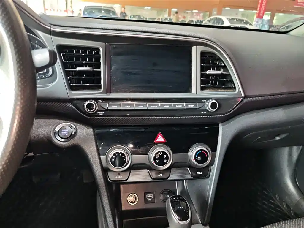 Hyundai Elantra 2019 1.4T Dual-clutch XuanDong·Vitality Type фото 16