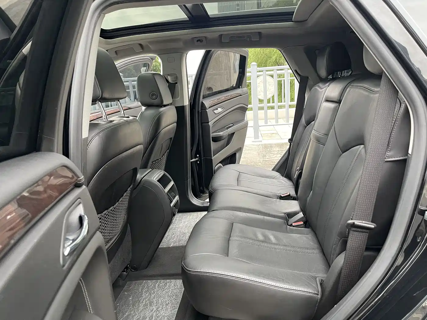 Cadillac SRX 2012 3.0L Luxury Model фото 9