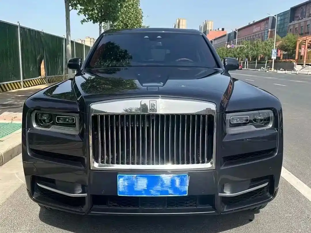 Rolls-Royce Cullinan 2019 2018 5-Seater Version