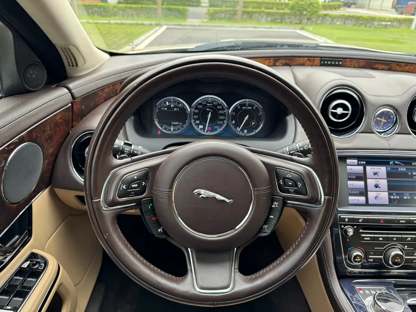 Jaguar XJ 2012 2012 XJL 3.0 Panorama Business