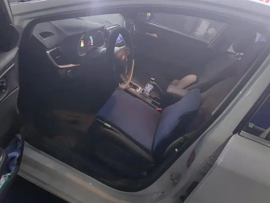 Chevrolet Cavalier 2019 320 Automatic Enjoyment Edition фото 9