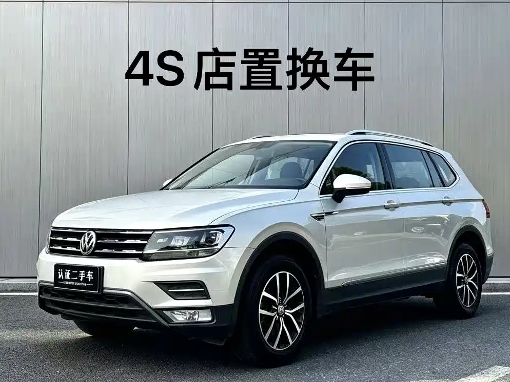 Фото 1 - Volkswagen Tiguan L