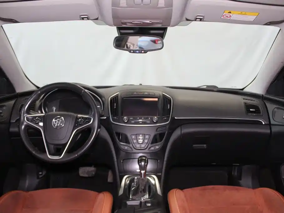 Фото 9 - Buick Regal