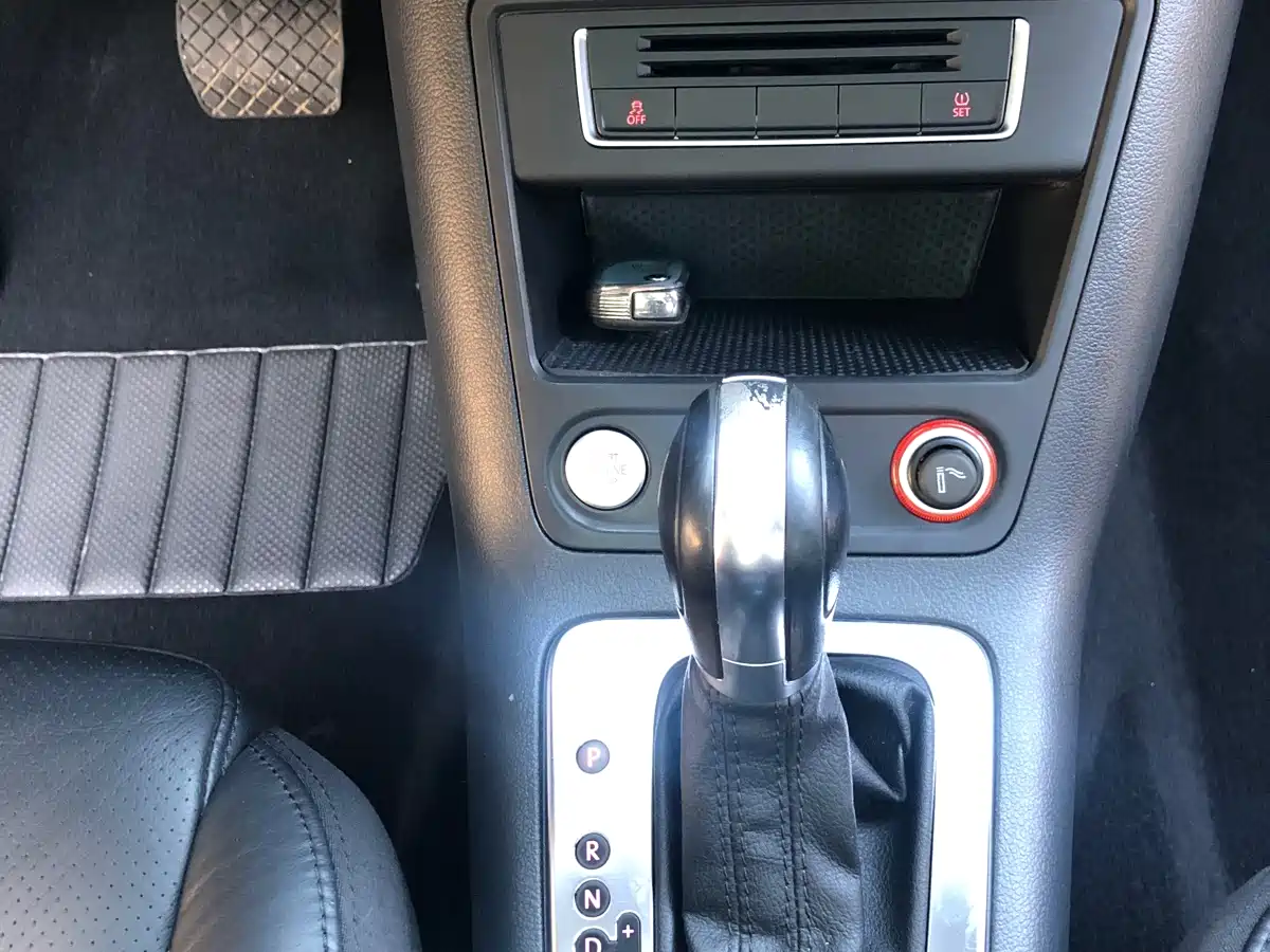 Volkswagen Tiguan 2015 1.8TSI Automatic 2WD Highline фото 10