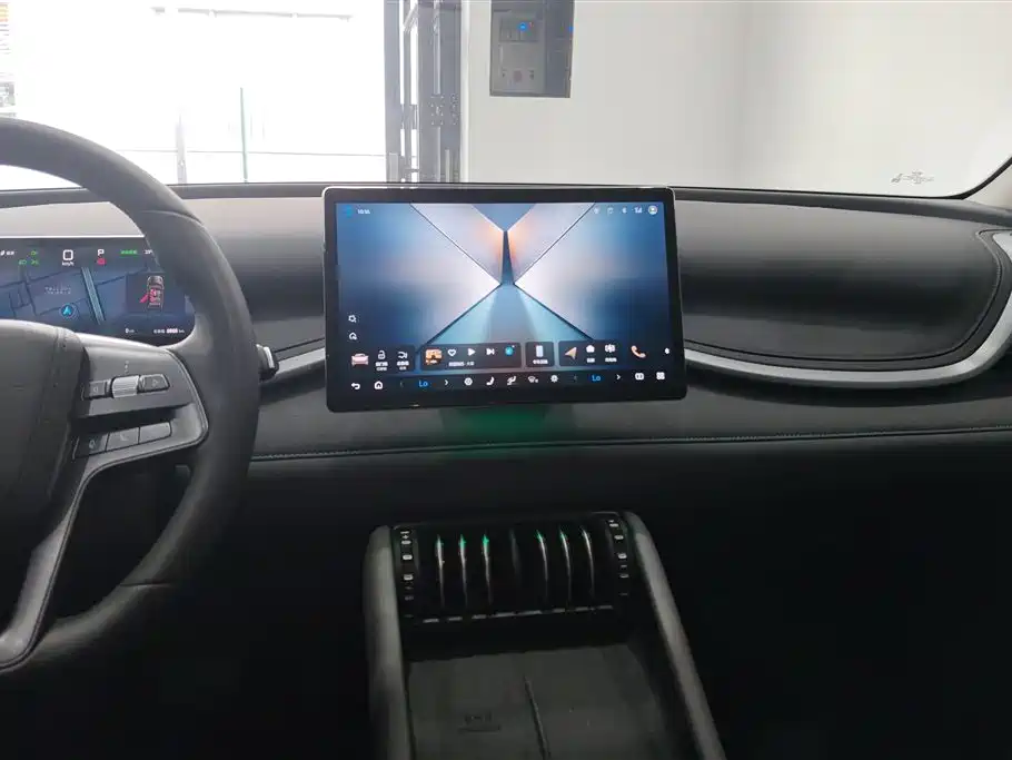 BYD Yuan PLUS 2025 Smart Drive 510KM Surpass Edition фото 13
